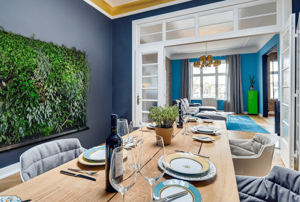 LEMONBE-Un departamento que evoca coloridos viajes por el mundo-09